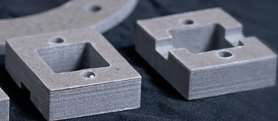 أجزاء مصنعة من المايكا CNC